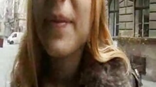 Raven haired teen gets cum viņas caurums