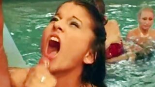 Dziļais rīkles, roku darbs un sejas slodze